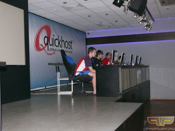 ������ �